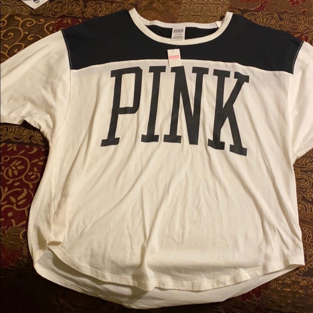 NWT never worn PINK top